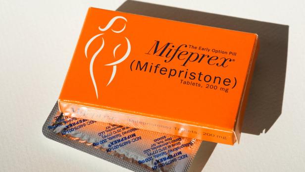 Eine Packung Mifeprex (Mifepriston) Tabletten, 200 mg, zur frühen Schwangerschaftsabbruch.