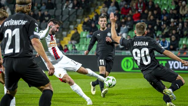 Rapid-Goalgetter Dion Beljo ist Linksfuß