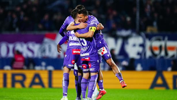 FUSSBALL/ADMIRAL BUNDESLIGA/12. RUNDE: FK AUSTRIA WIEN - BLAU-WEISS LINZ