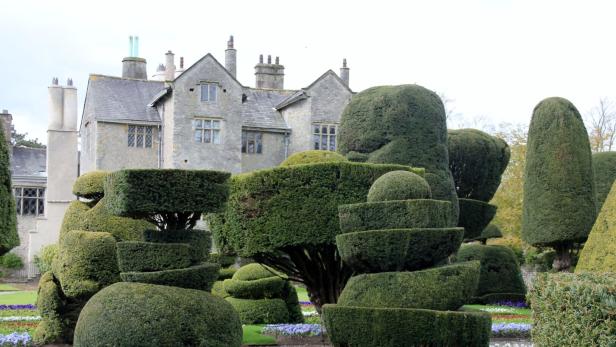 Der Topiary-Garten von Levens Hall im englischen Lake District