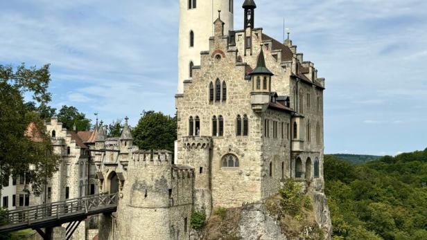 Schloss Lichtenstein in Baden-Württemberg in Deutschland