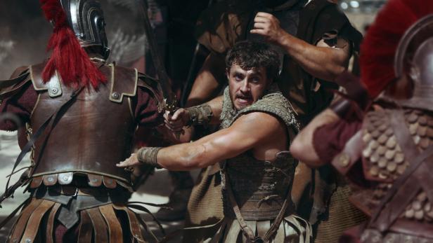 Tritt würdig in die Sandalen von Russell Crowe: Der neue Gladiator heißt Paul Mescal und metzelt sich durch die römische Arena