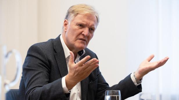 Klaus Albrecht Schröder Klaus Albrecht Schröder