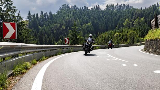 80 Prozent weniger Motorradunfälle in Kurven: Österreicher gewinnen Sicherheitspreis