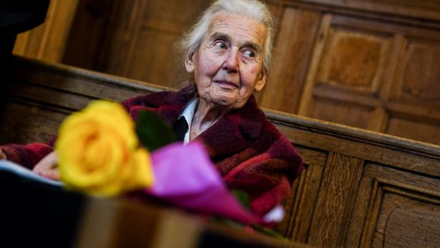 Verurteilte Holocaust-Leugnerin Ursula Haverbeck ist tot