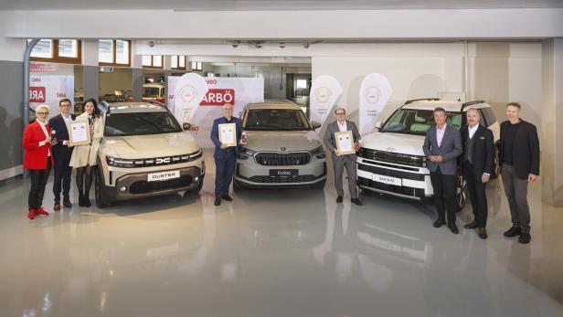 Valeska Mayr-Haaf, Direktorin Kommunikation Renault, Dacia, Alpine, Mobilize; Martin Labaye, Managing Director Renault Österreich; Aleksandra Hendling, Direktorin Sales &amp;amp; Marketing Dacia Österreich; Markus Stifter, Geschäftsführer Skoda Österreich; Mag. Roland Punzengruber Managing Director Hyundai Österreich; Dr. Peter Rezar, Präsident der ARBÖ-Bundesorganisation; KommR Mag. Gerald Kumnig, ARBÖ-Generalsekretär; Mario Ehrnhofer, Chefredakteur ARBÖ-Klubjournal FREIE FAHRT