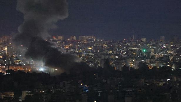 Über Beirut stiegen Rauchsäulen auf