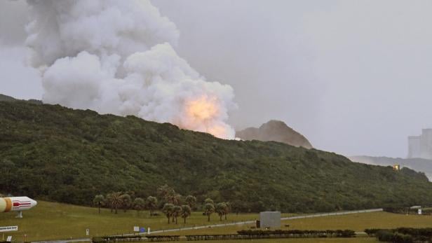 Japan: Gewaltige Explosion bei Raketentests