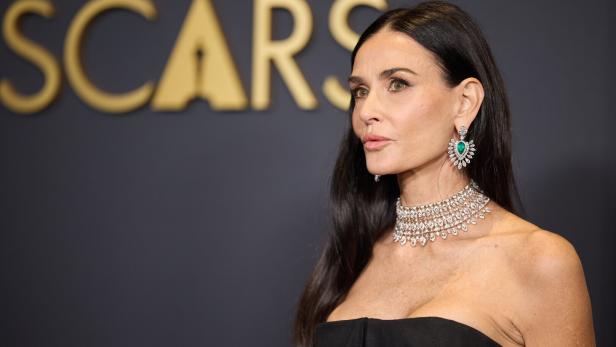 Demi Moore bei den 15th Annual Governors Awards in Los Angeles, Kalifornien