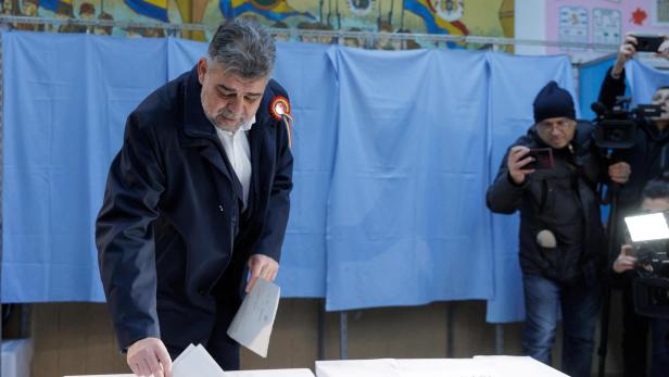 Romania holds parliamentary election