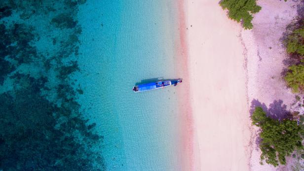 Kuftaufnahme Pink Beach Indonesien