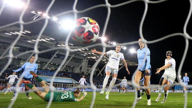 UEFA Women's Champions League - Manchester City vs Poelten 