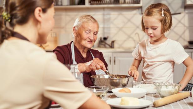 Granfluencer: Wie Oma-Rezepte Millionen Klicks auf Insta holen