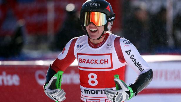 Spektakel in St. Moritz: Conny Hütter siegt beim Comeback von Vonn