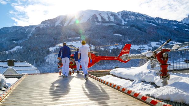 Jährlich werden 1.000 kritisch Frischverletzte mit dem Hubschrauber ins Kardinal-Schwarzenberg-Klinikum in Schwarzach eingeflogen