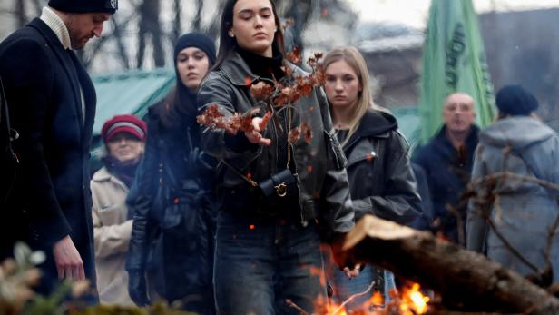 Orthodoxes Weihnachtsfest: Die Badnjak-Zeremonie in Wien