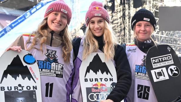 Trainingspartnerin und Idol: Hanna Karrer (16, l.), Anna Gasser (33, M.), Kristina Holzfeind (17, r.)