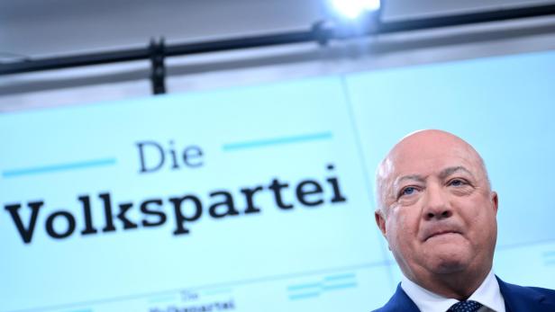 Neuer ÖVP-Chef Stocker will mit der FPÖ verhandeln