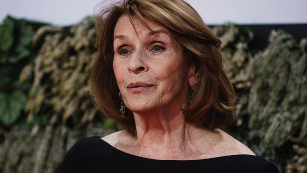 Senta Berger auf dem roten Teppich.