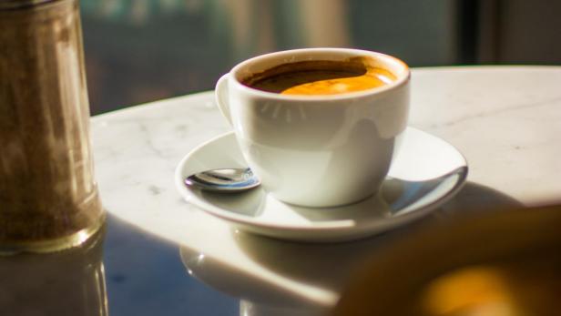 Studie: Morgendlicher Kaffee senkt das Sterberisiko