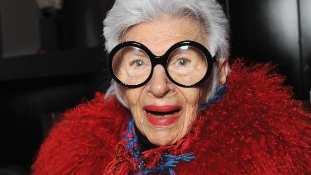 Fashion-Ikone Iris Apfel bei der Mercedes-Benz Fashion Week 2014 in New York.