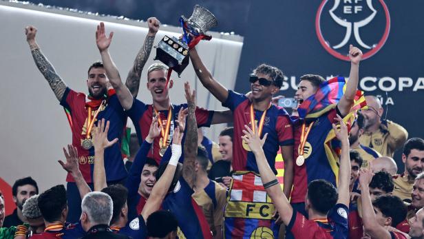 So feiern die Barcelona-Stars den Clasico-Triumph gegen Real