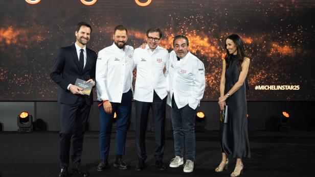 Die Drei-Sterner des Guide Michelin v.l.n.r. neben Guide Michelin-CEO Gwendal Poullennec: Michael Bauböck, Heinz Reitbauer (Steirereck), Juan Amador (Amador).