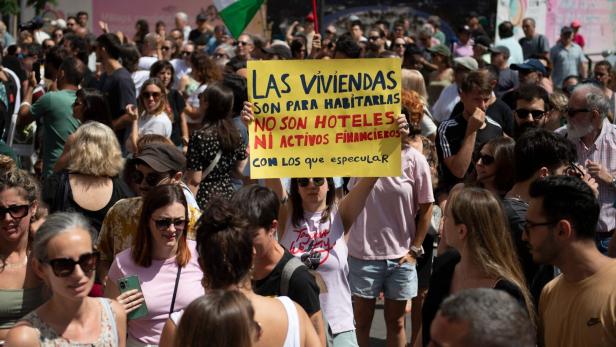 Proteste gegen die Wohnungskrise in Malaga im Juni 2024