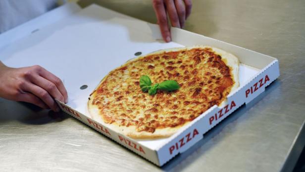 Zehn Pizzakartons hat "!Öko-Test" auf Bisphenole untersucht