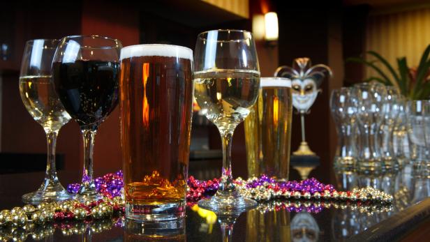 Bier und Wein im Fasching.