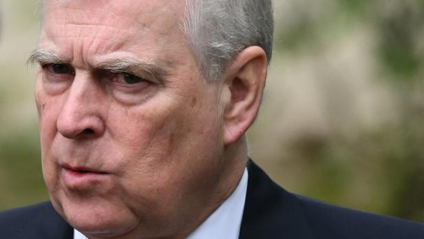 Die Skandale verfolgen Prince Andrew Die Skandale verfolgen Prince Andrew