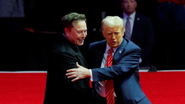 FILE PHOTO: U.S. President-elect Donald Trump holds rally in Washington FILE PHOTO: U.S. President-elect Donald Trump holds rally in Washington