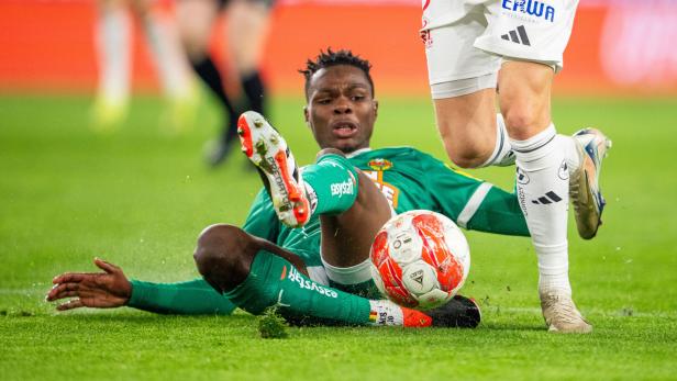 FUSSBALL: ADMIRAL BUNDESLIGA / 17. RUNDE: SK RAPID - RZ PELLETS WAC Sangare und Co. müssen mehr Duelle gewinnen