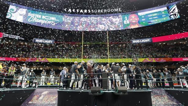 NFL Super Bowl in New Orleans Super Bowl: Kansas City Chiefs kassieren krachende Niederlage gegen Philadelphia Eagles