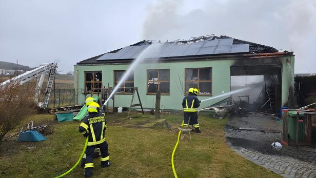 Die Feuerwehr Neusiedl am See war etwa am 13. Februar gefordert, als ein Wirtschaftsgebäude in Jois brannte. 