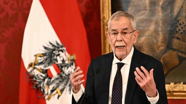 Van der Bellen in der Hofburg 