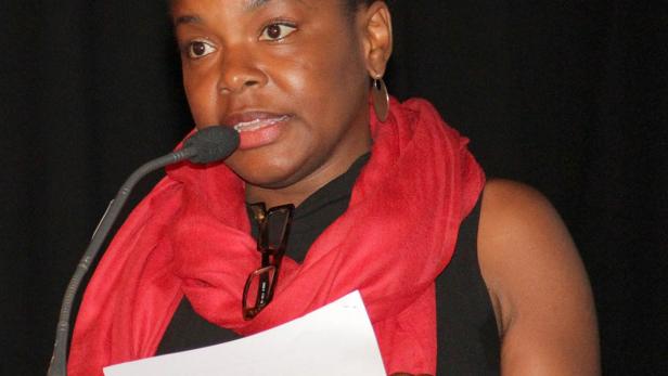 Nelawu Malanda, EU-Kommisssions-Beraterin für wissenschaftliche Forschung, wies in ihrer Rede zur Eröffnung der Preisverleihung besonders darauf hin, dass Wissenschaft Grenzen überwinden könne.