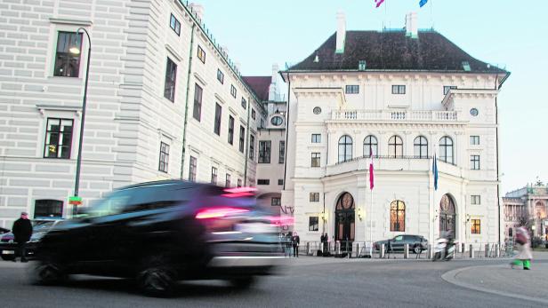 KOALITION: TREFFEN MIT BUNDESPRÄSIDENT VAN DER BELLEN