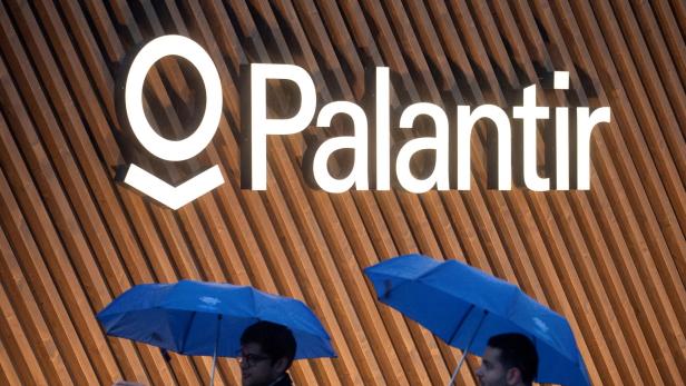 Zwei führende Köpfe von Palantir befürworten in ihrem neuen Buch eine stärkere Beteiligung des Silicon Valley an der Politik.