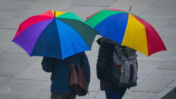 Unbeständig und kühl: Neue Woche bringt "April-Wetter"