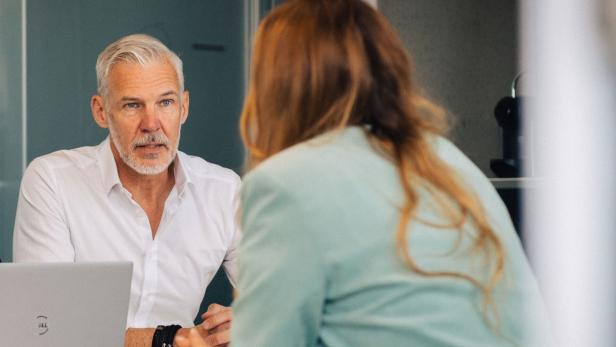 Mit 50 bereit für den Neustart? Dann gilt es in der Bewerbung Fehler zu vermeiden