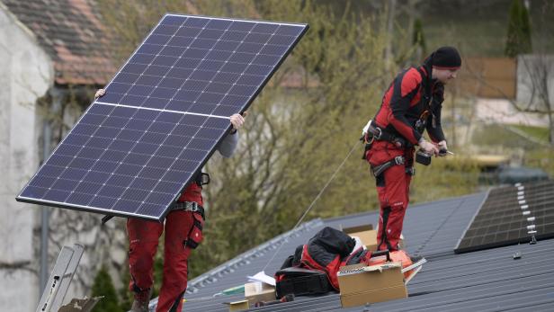 Die Anzahl der PV-Anlagen hat sich in NÖ in den Jahren 2023/24 auf 120.00 verdreifacht 