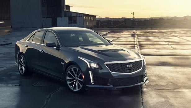 News von Cadillac: 640 PS im CTS-V und ein schlauer Rückspiegel