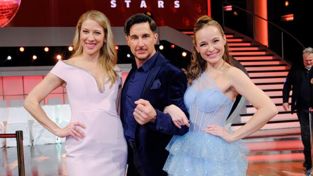 46-213811268 Die Jury der ersten Show: Maria Angelini-Santner, Balázs Ekker und Missy May