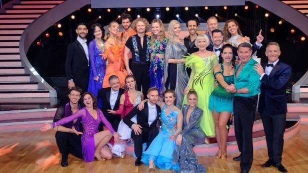 46-213811296 Die Dancing Stars