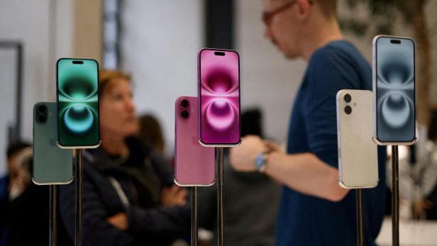 iPhones im Apple Store (Symbolbild)