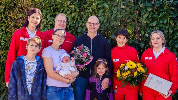 Baby kam in Rettungsauto zur Welt