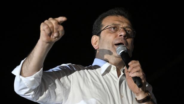 Istanbuls Bürgermeister Imamoglu wird Korruption vorgeworfen Istanbuls Bürgermeister Imamoglu wird Korruption vorgeworfen