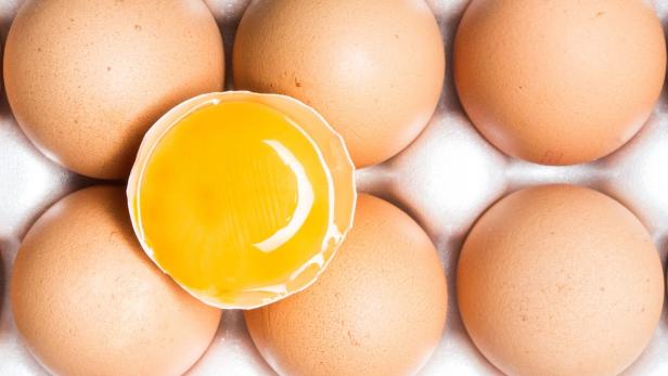 Ein Ei ist grundsätzlich 28 Tage lang nach dem Legen haltbar