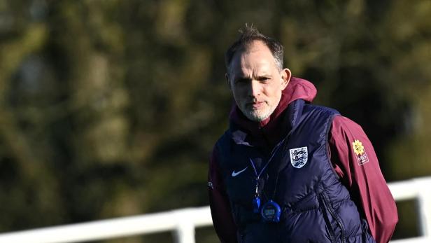 FBL-WC-2026-QUALIFIERS-ENG-TRAINING FBL-WC-2026-QUALIFIERS-ENG-TRAINING